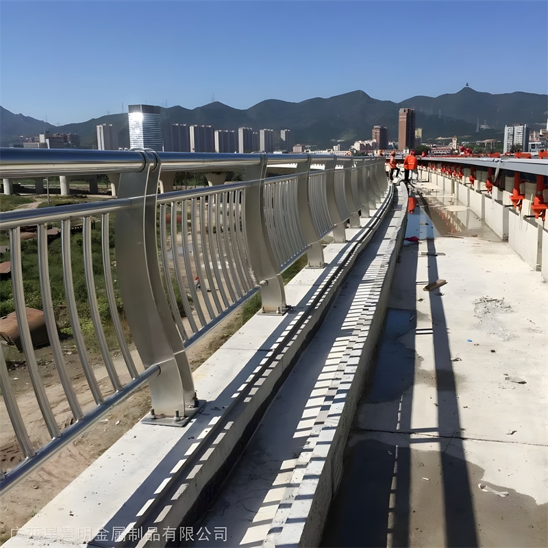 橋梁防撞護(hù)欄
