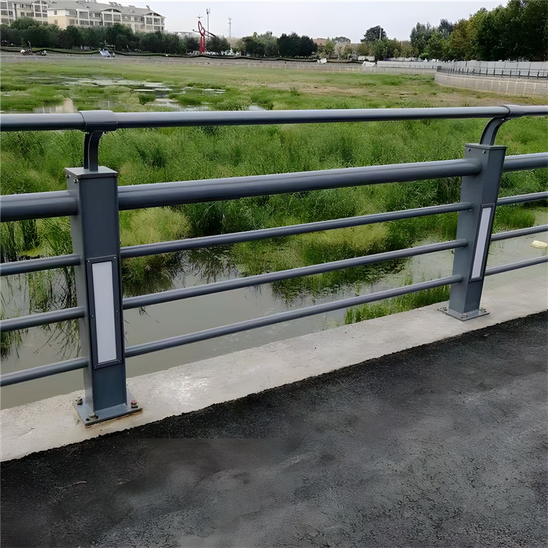 燈光護欄